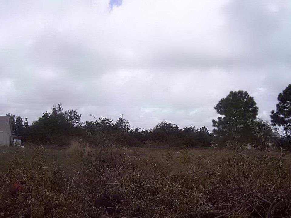 1st image of 813 SW Duncan Ter