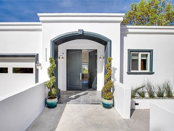 3rd image of 21111 San Miguel St