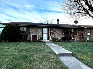 203 Gardengrove Way, Englewood, OH 45322