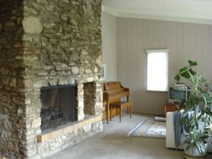 1st image of 634 W Avenue 46
