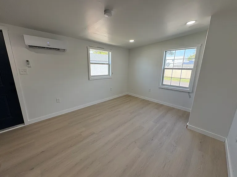 5008 N Cortez Ave #13 — Photo 2