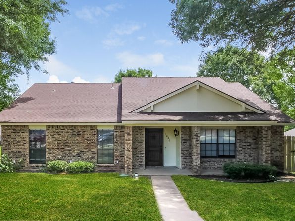 1037 Eagle Ct