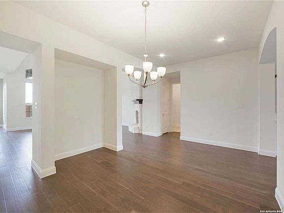 5th image of 3025 Bristow Park