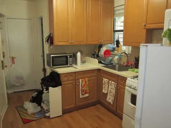 95 South Tenth Street image 3 of 16