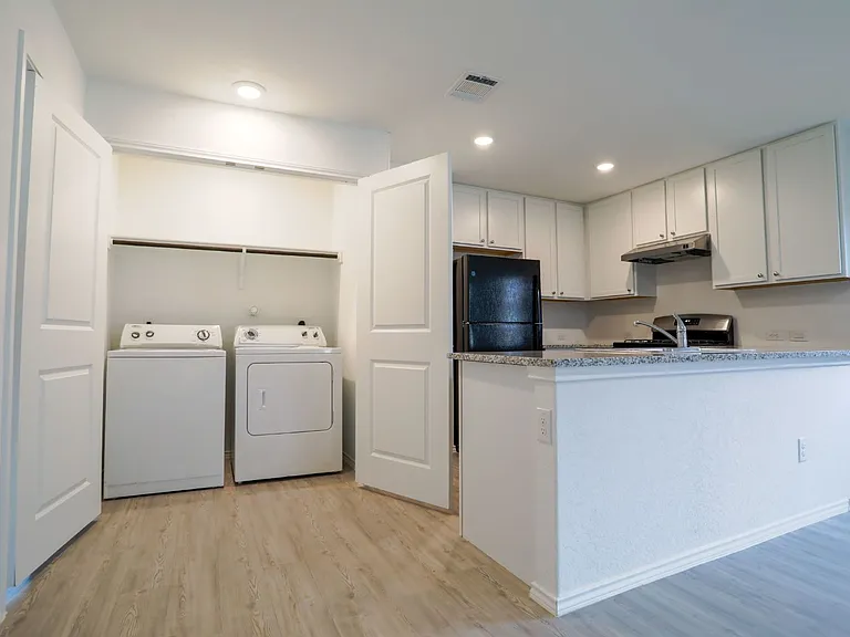 4220 Revetment Way — Photo 7