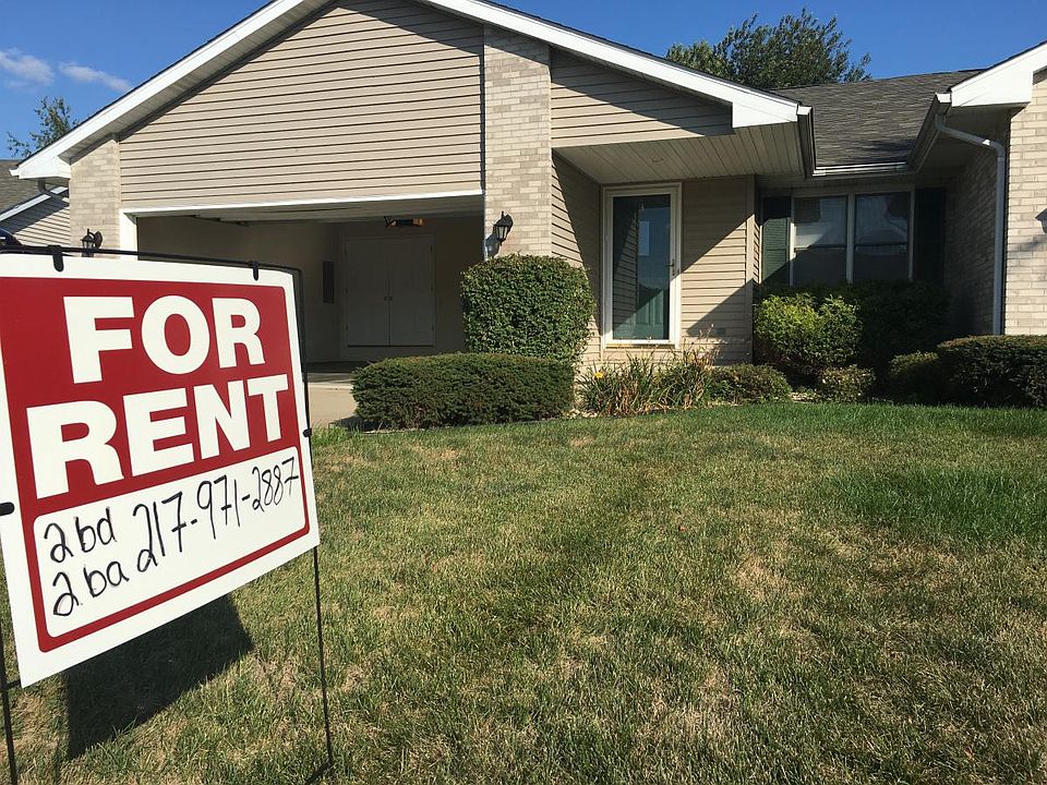 Front yard. Call today for showing