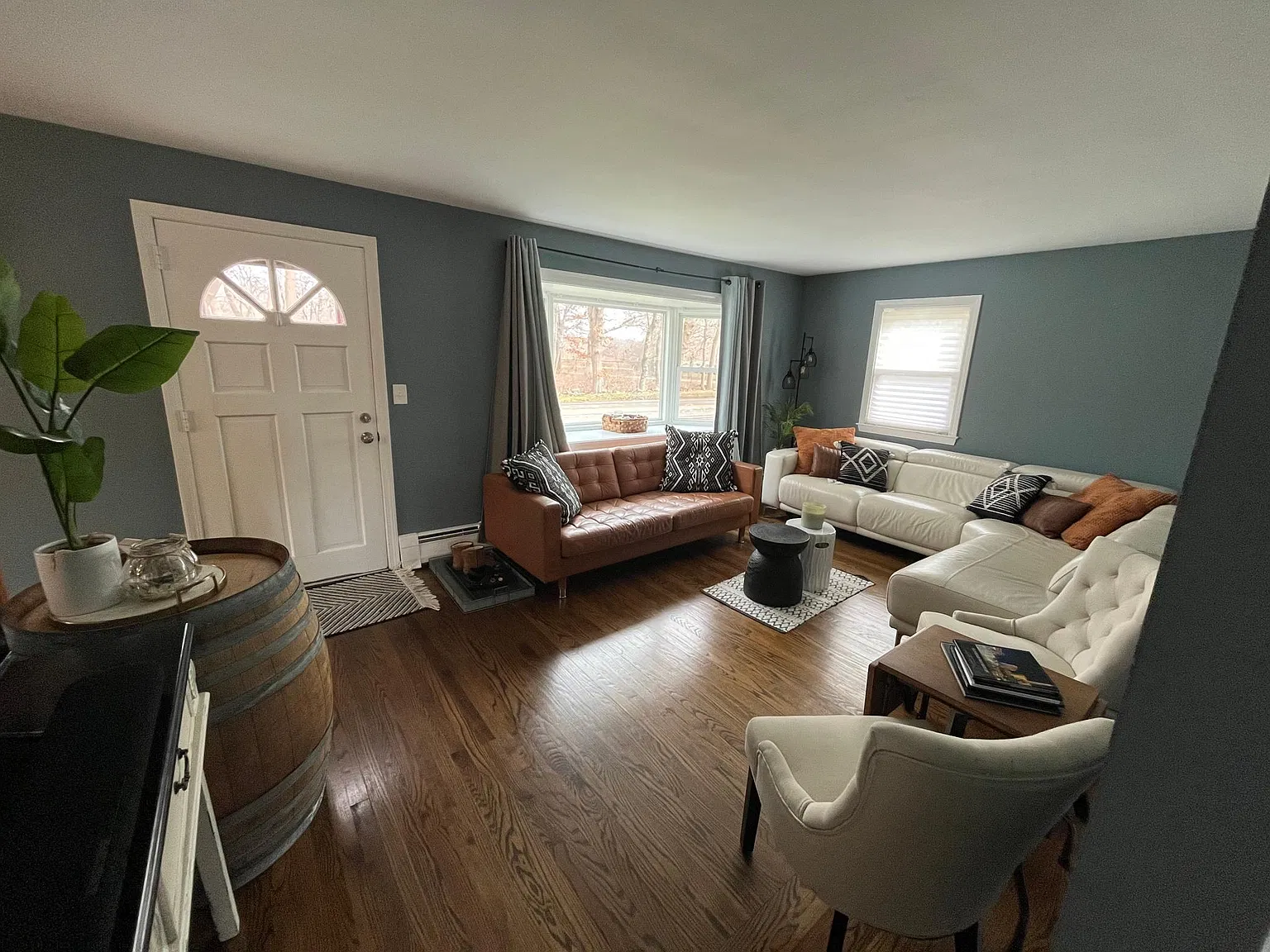 4 bed, 1584 sqft, $3,800 — Photo 4