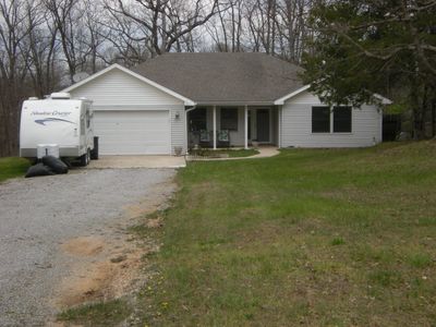 5521 E Middleview Rd, Centralia, MO, 65240