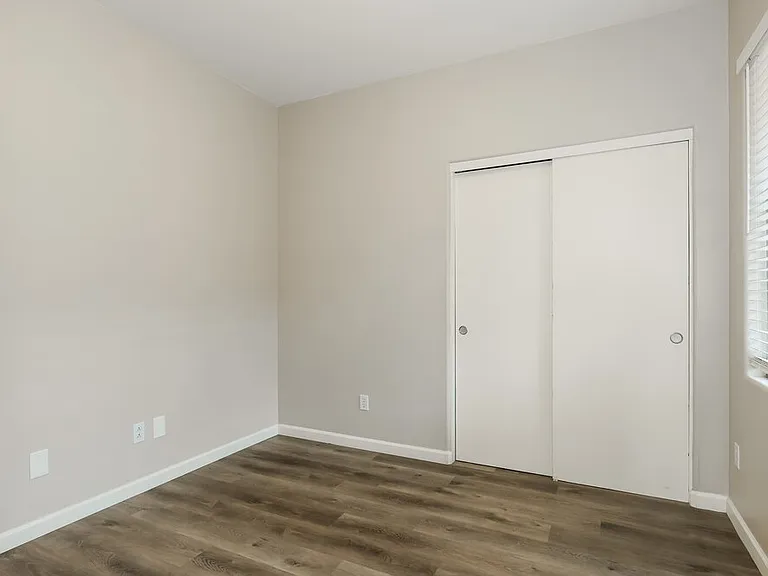 9849 W Horse Thief Pass — Photo 11