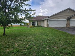 505 Division St W, New Richland, MN 56072