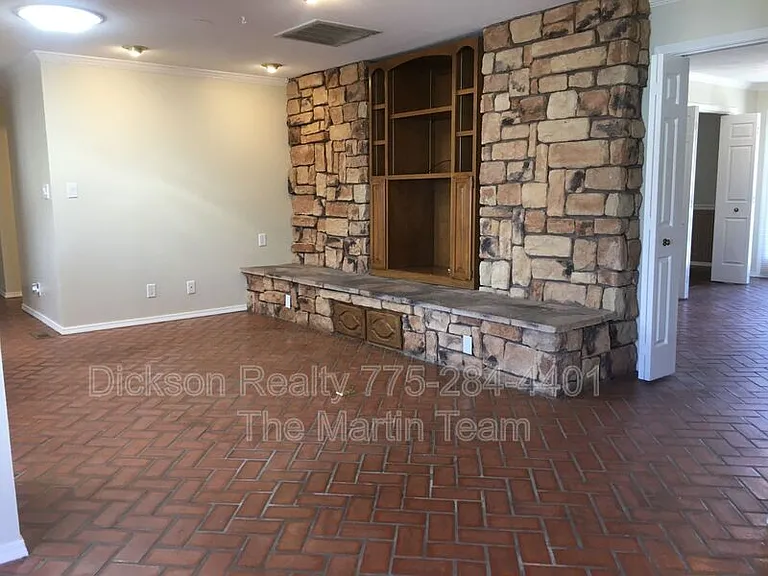 2205 Thomas Jefferson Dr — Photo 6