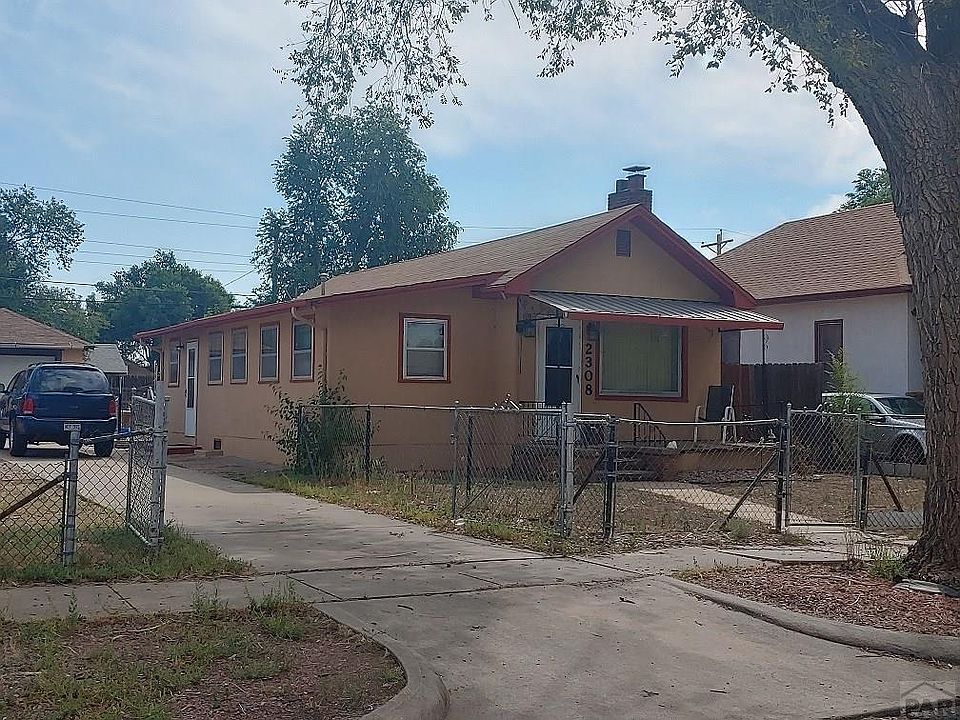 2nd image of 2308 Pine St