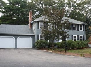 92 Park St, Norfolk, MA 02056