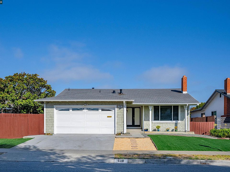 1st image of 608 S 49th St