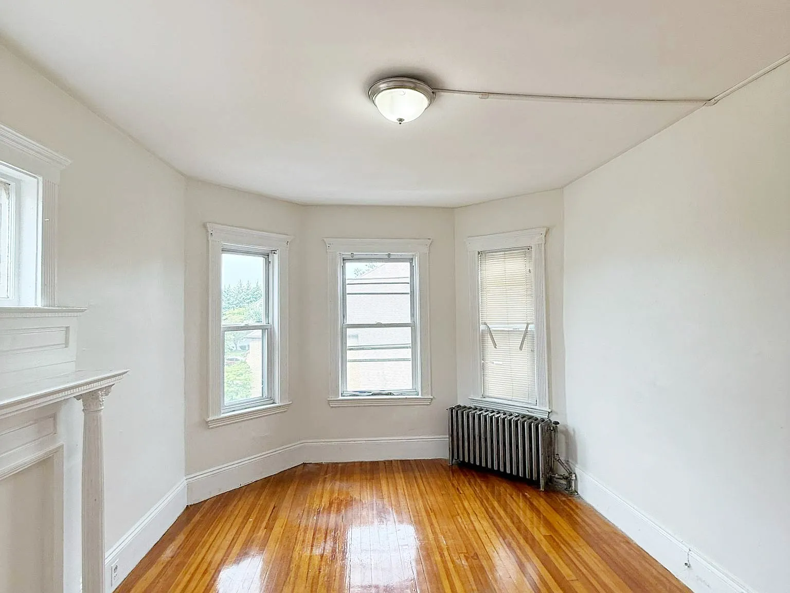 3 bed, $3,100 — Photo 2