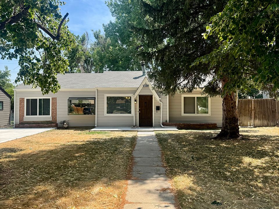 1st image of 3218 S Flamingo Way