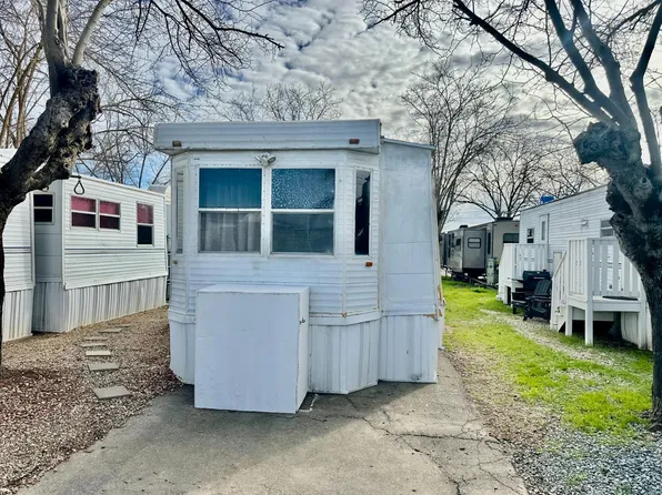 820 N Lincoln Way #219, Galt, CA 95632