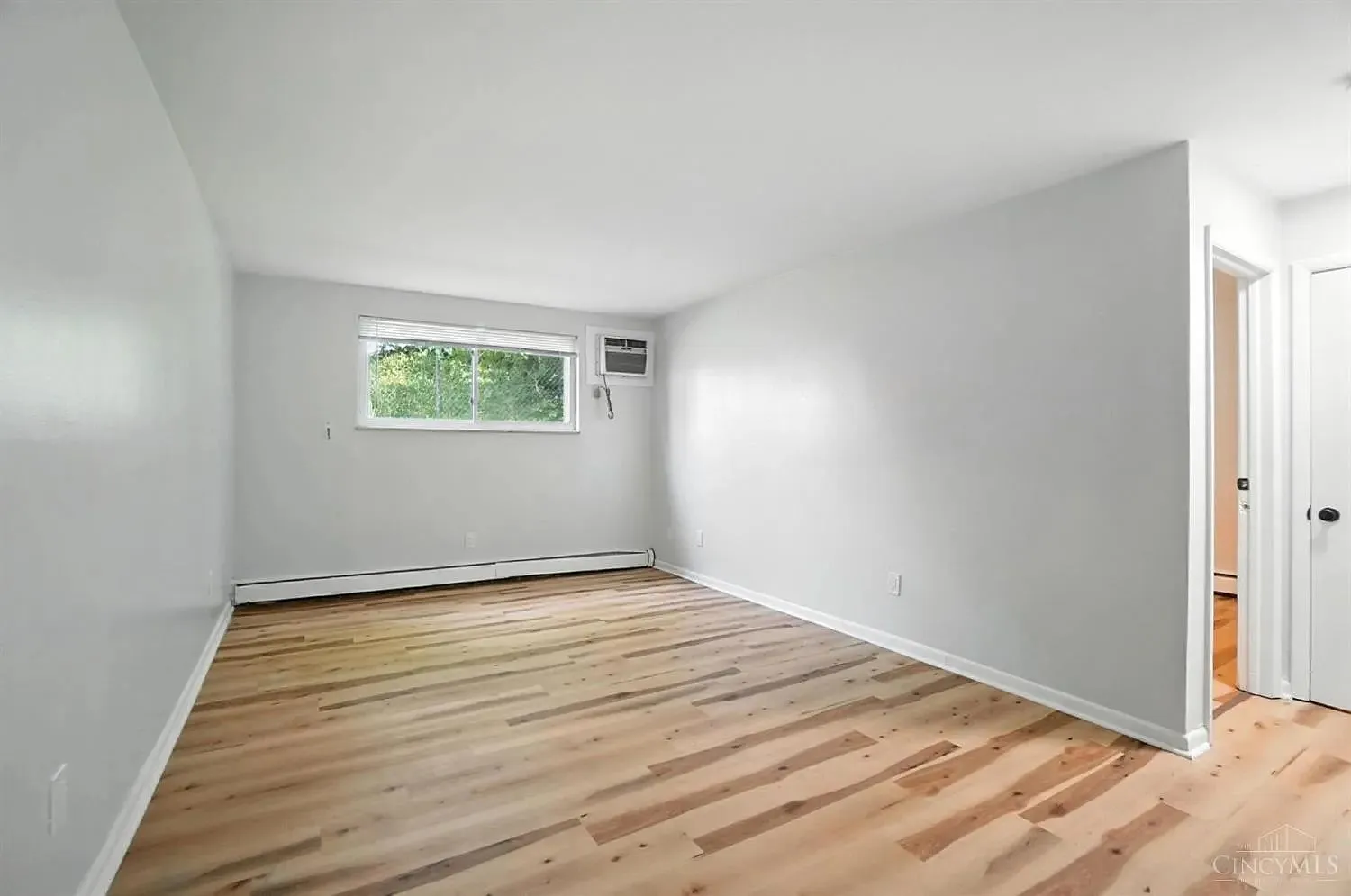 506 Main Street — Photo 3