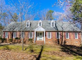 12040 Edenshire Rd, Chester, VA 23831