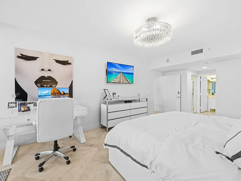 3200 N Ocean Blvd #307 — Photo 13