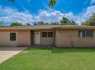 3620 Easy St, Houston, TX 77026