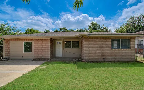 3620 Easy St Photo 1