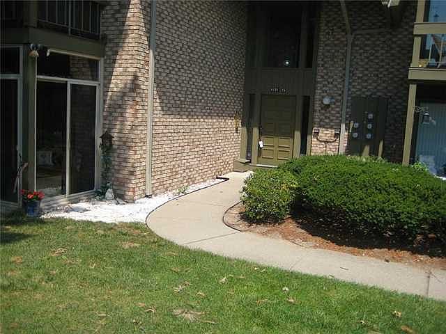 2nd image of 4111 Newcastle Dr
