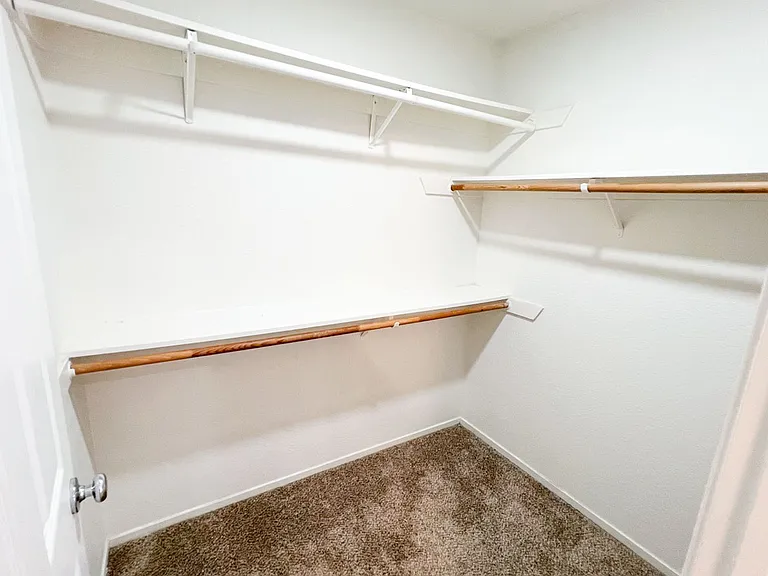 5403 Sage Ct — Photo 13
