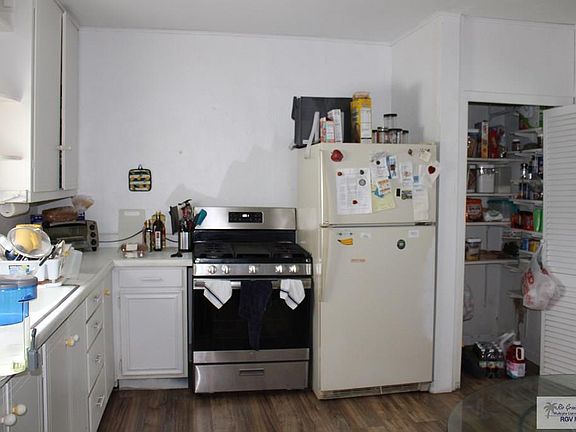 4th image of 3877 N West Ave