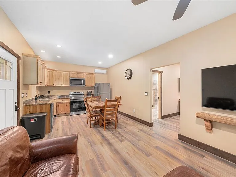 13869 S Highway 475 — Photo 14