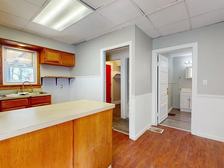 3452 W 44th St — Photo 12