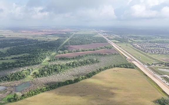 3rd image of 2735 Fm 723 Rd
