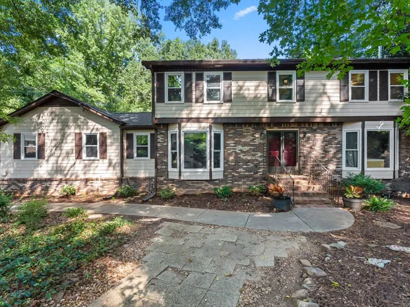 3824 Shawnee Run, Lilburn, GA 30047