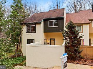 1565 Inlet Ct, Reston, VA 20190