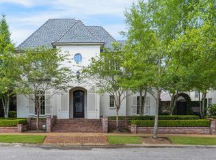 104 Ravenswood Ln, Lafayette, LA 70508