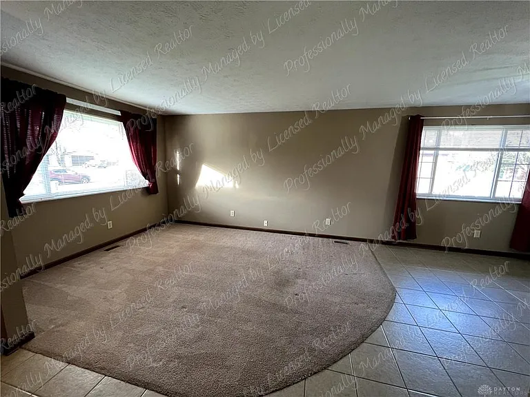 8774 Shadycreek Dr — Photo 4