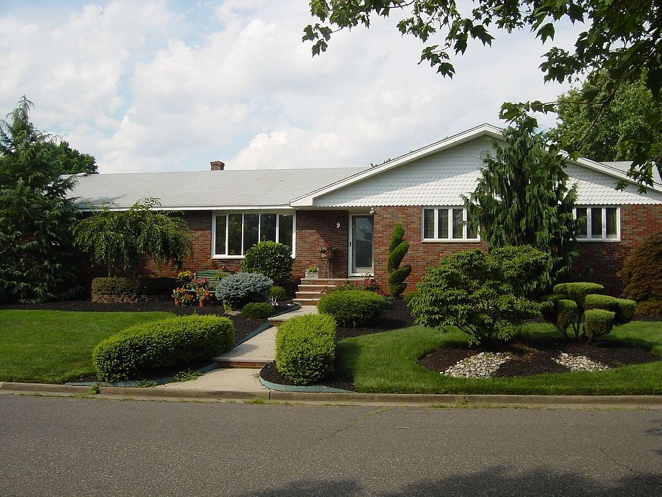 9 Morse Street