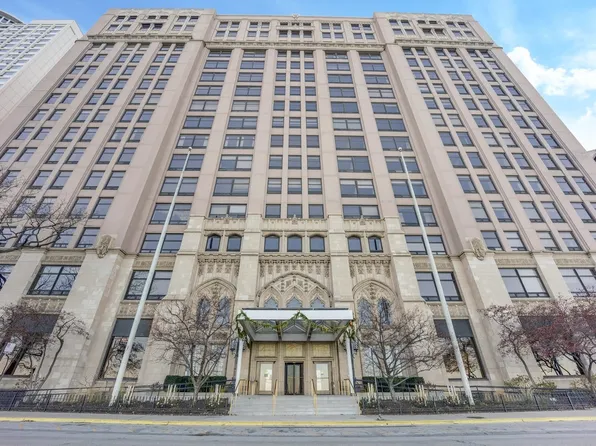 680 N Lake Shore Dr APT 1313, Chicago, IL 60611