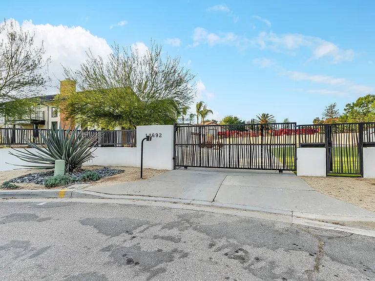 14692 Ranch Trail Dr — Photo 101