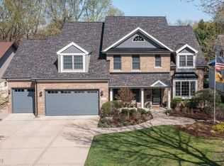 4625 Highland Ave, Downers Grove, IL 60515