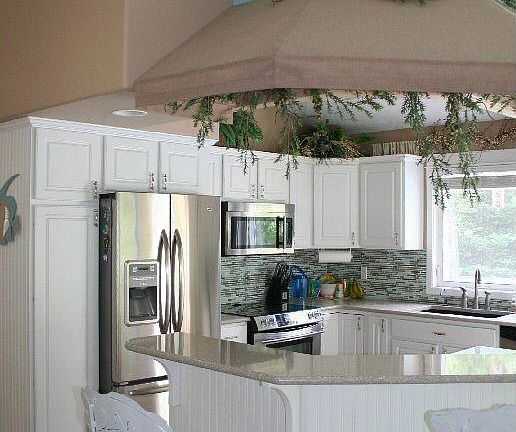3rd image of 4353 N Lakeshore Dr