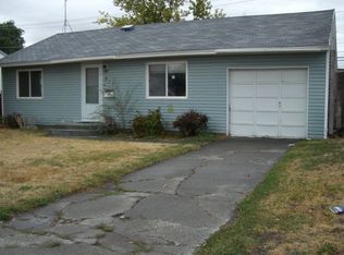 211 Beacon Dr, Idaho Falls, ID 83402