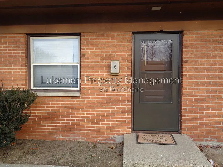 1536 Henson Ave #2 — Photo 2