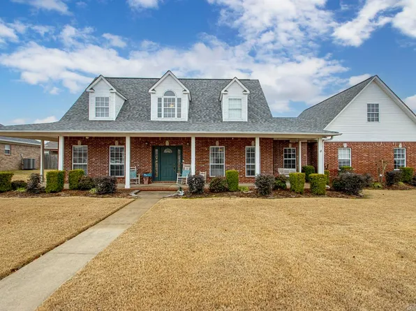 1109 Ashlea Place Dr, Bryant, AR 72022