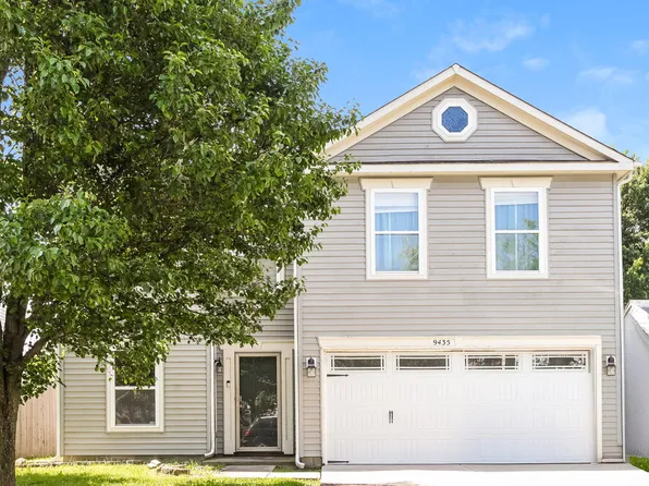 9435 W Quarter Moon Dr, Pendleton, IN 46064