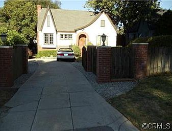 2nd image of 3023 Fair Oaks Ave