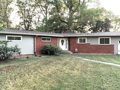 14 Foxhill Dr, Parkersburg, WV, 26104