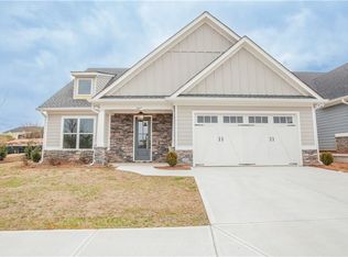 307 Maple View Dr, Carrollton, GA 30117