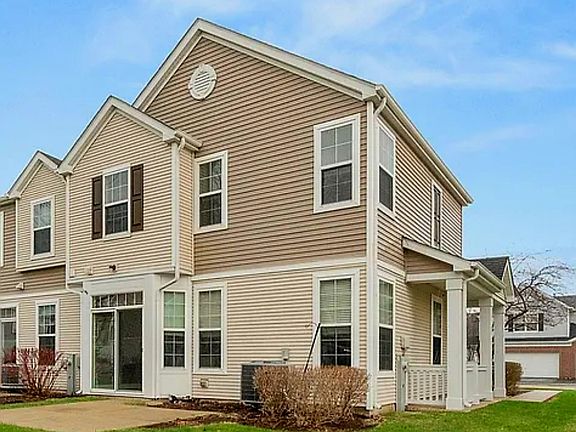 2nd image of 4575 Camden Ln