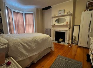 216 Washington St #5E, Brookline, MA 02445